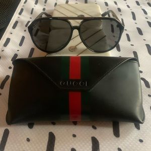 Authentic GUCCI black aviator sunglasses